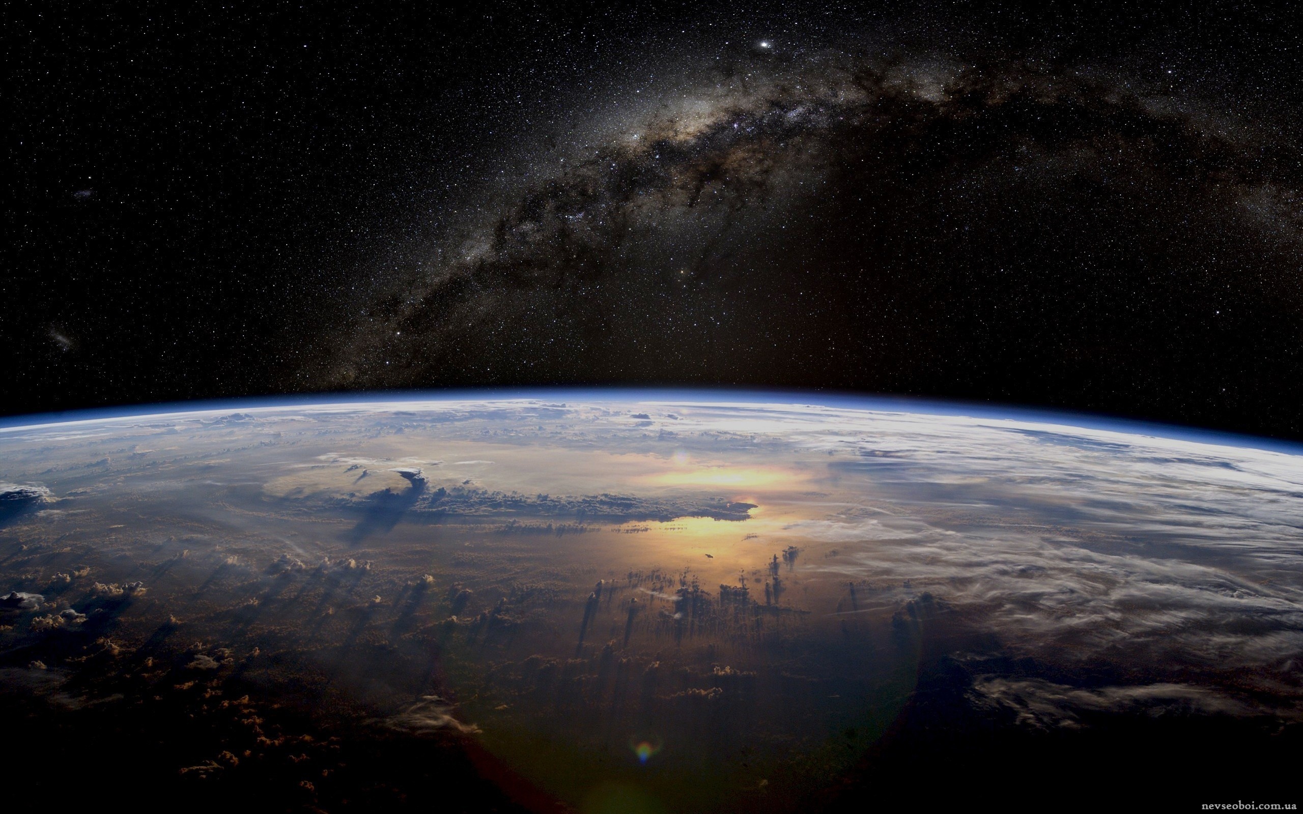 1 му земли. Космос Галактика Млечный путь планеты. Красивый вид земли из космоса. О земле и космосе. Планета из космоса.